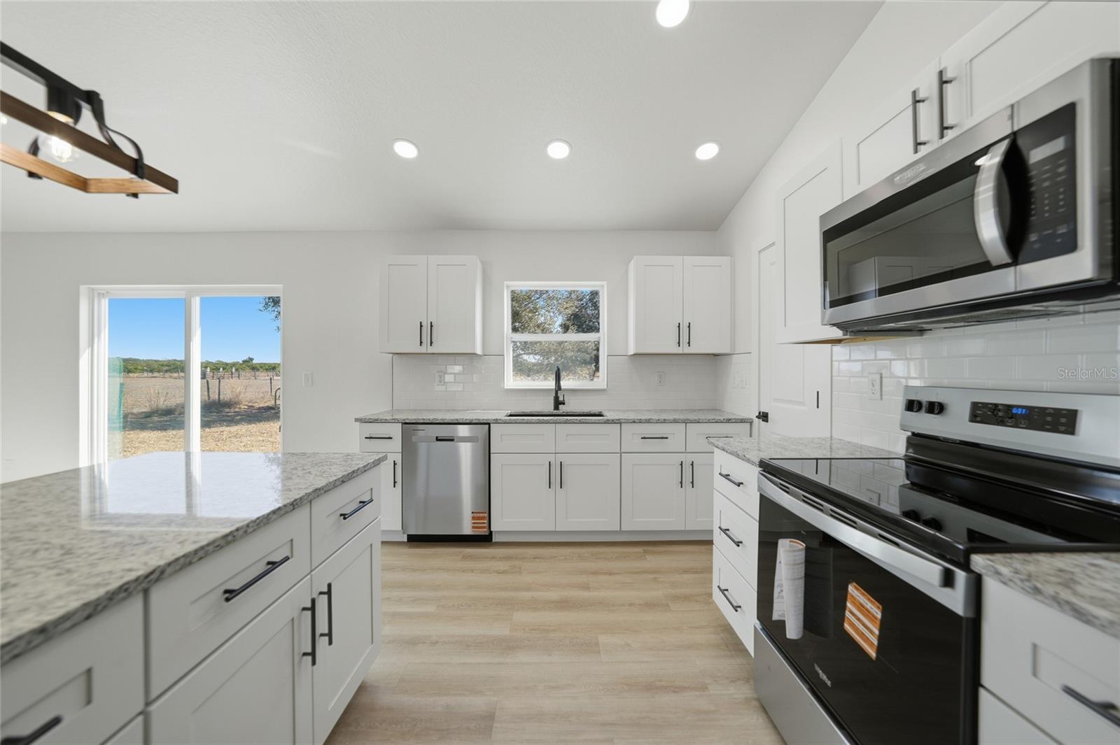 Image 4 of 16 For 3082 Top Terrace