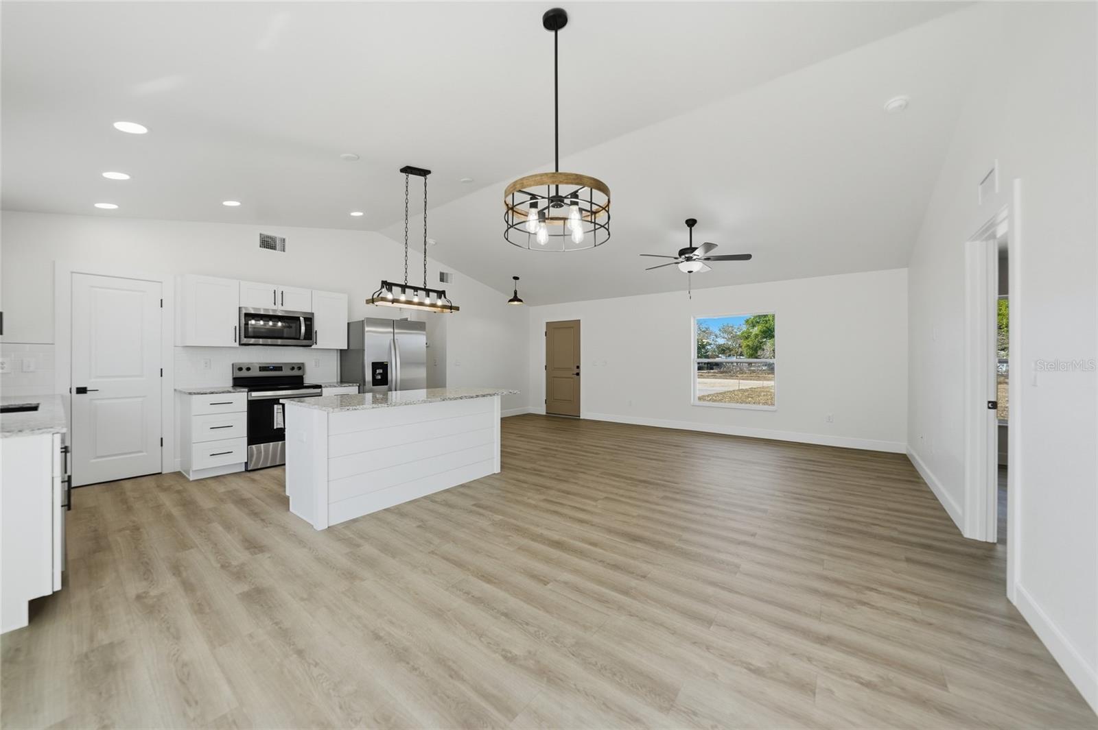 Image 6 of 16 For 3082 Top Terrace