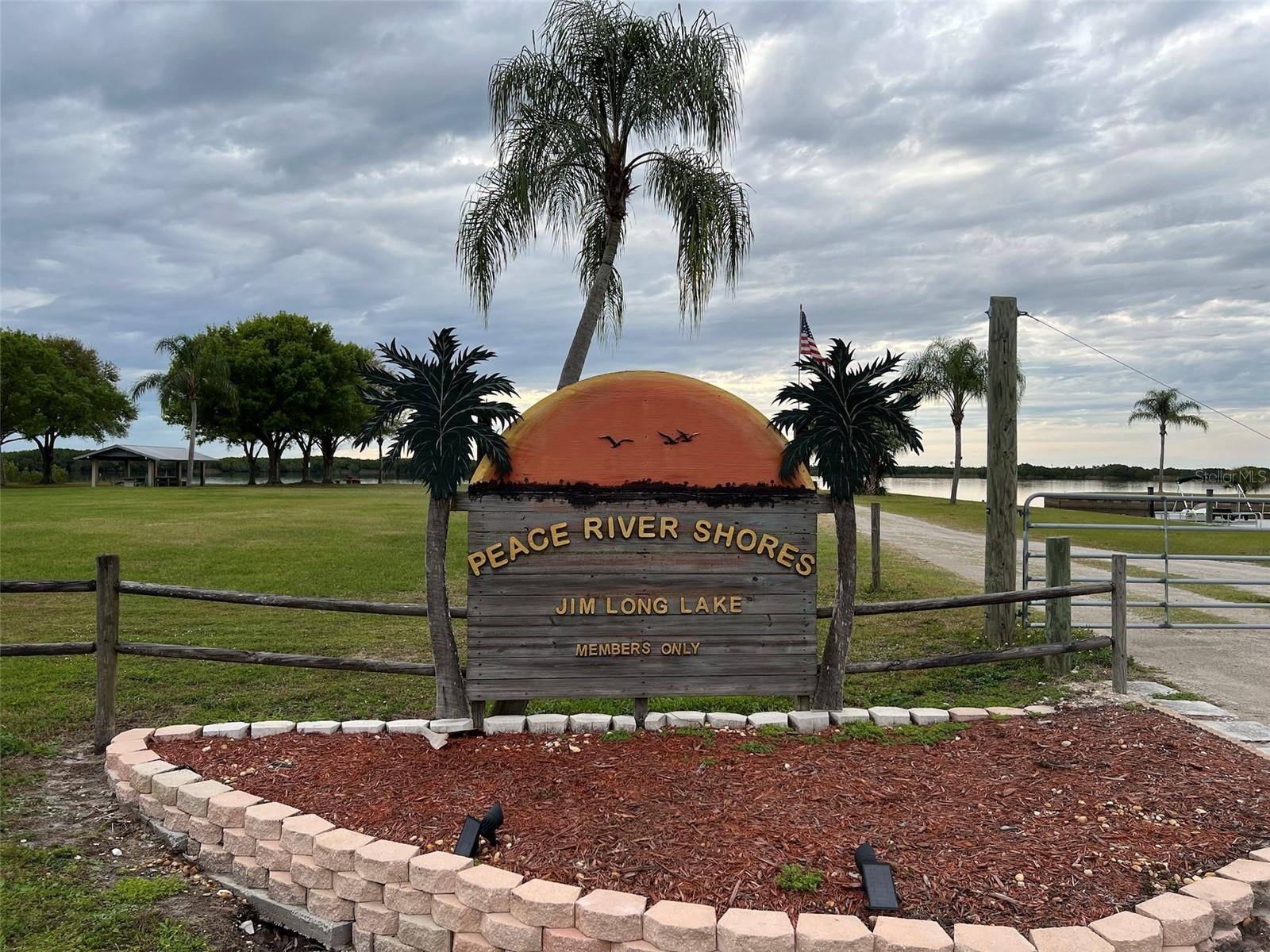 Image 22 of 41 For 208 And 214 Rose Circle