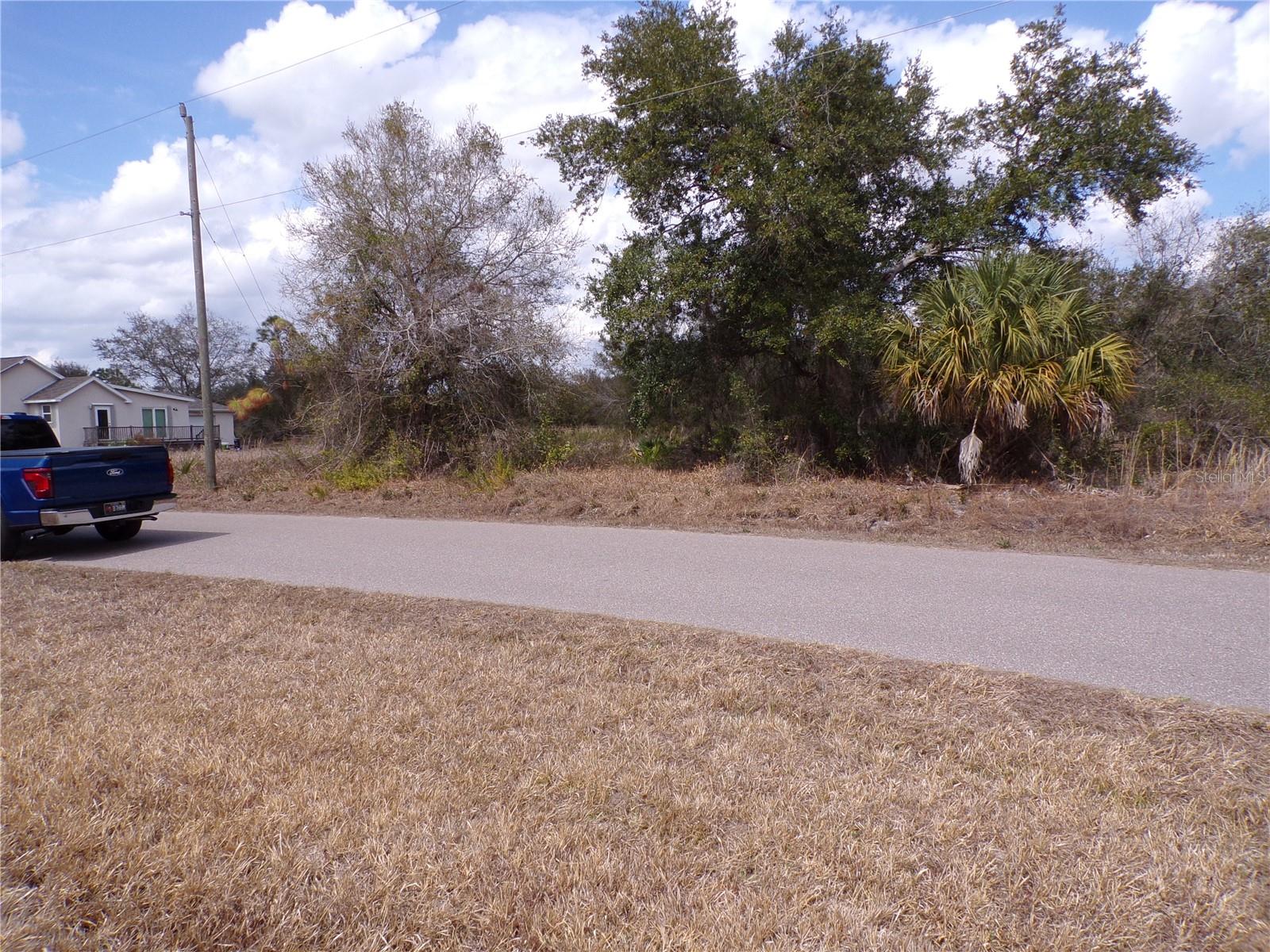 Image 3 of 41 For 208 And 214 Rose Circle