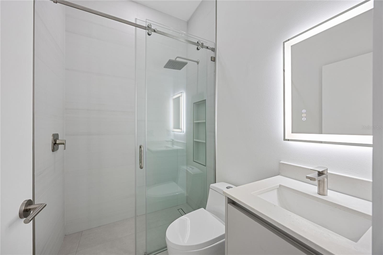 Image 19 of 41 For 115 Baytree Drive