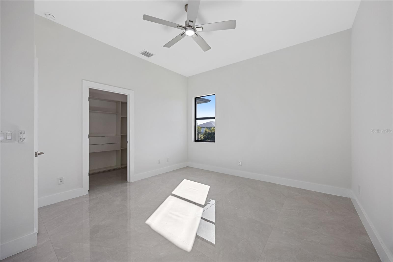 Image 30 of 41 For 115 Baytree Drive