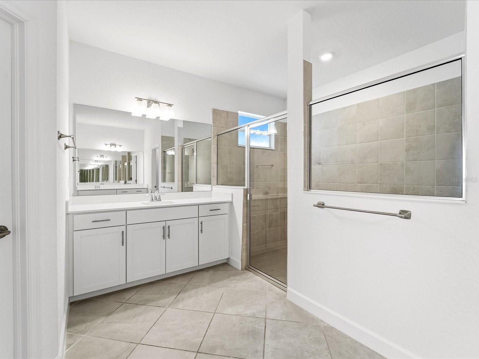 Image 16 of 36 For 8554 Saint Kitts Circle