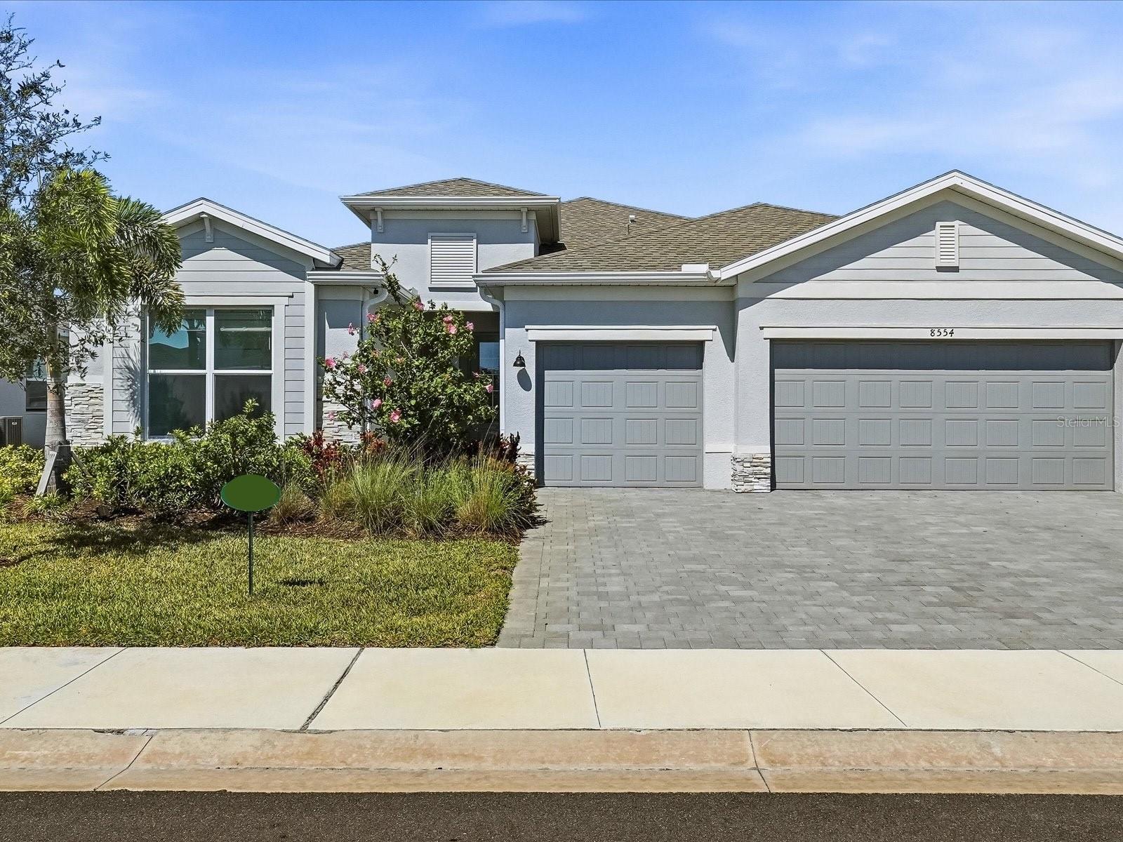 Image 2 of 36 For 8554 Saint Kitts Circle