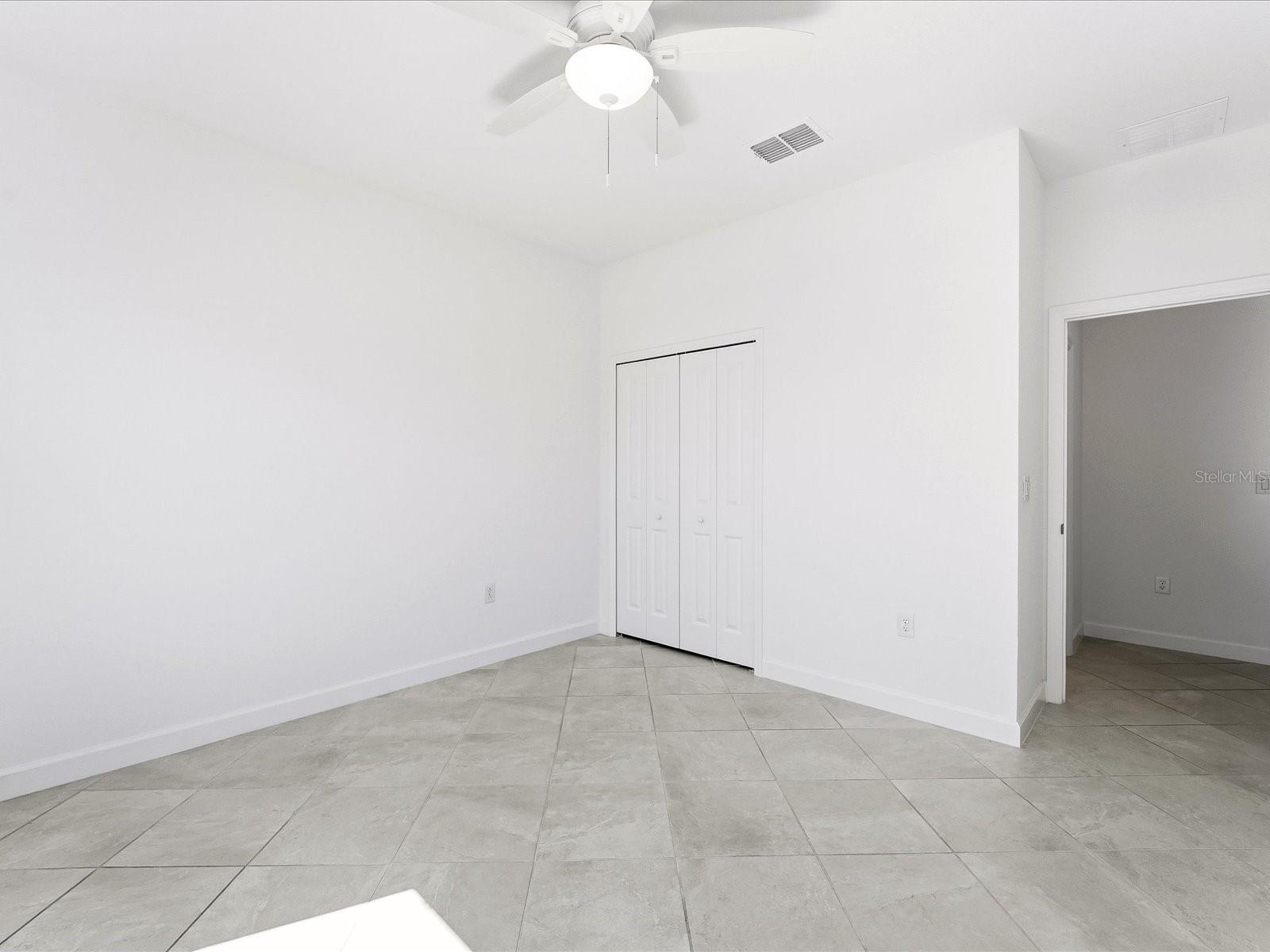 Image 23 of 36 For 8554 Saint Kitts Circle