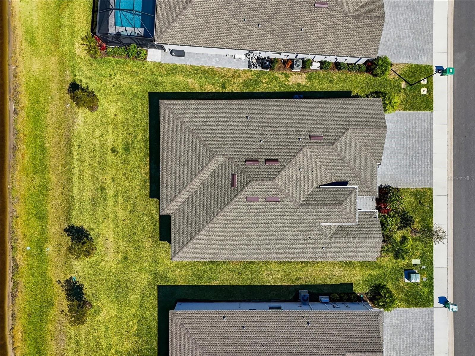 Image 31 of 36 For 8554 Saint Kitts Circle