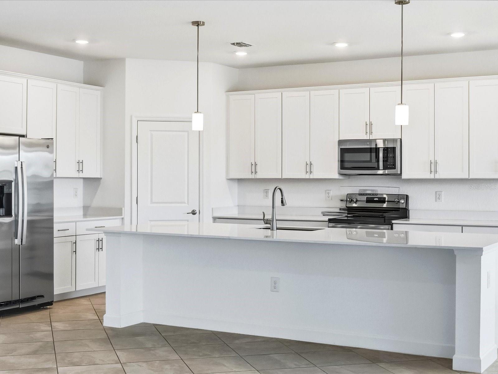 Image 8 of 36 For 8554 Saint Kitts Circle