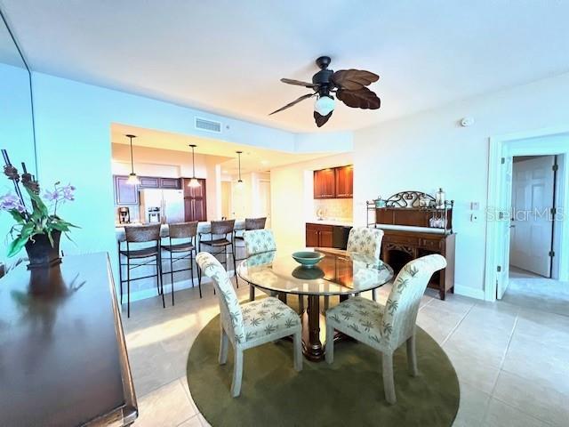 Image 13 of 53 For 3321 Sunset Key Circle 502