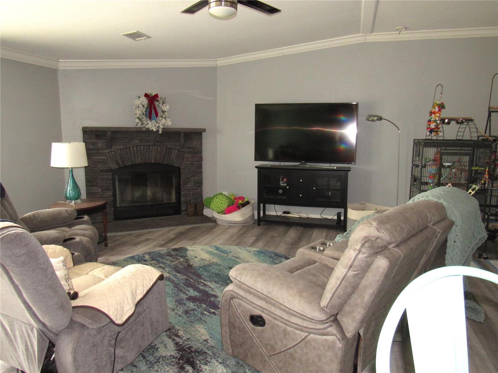 Image 9 of 59 For 50544 Bermont Road