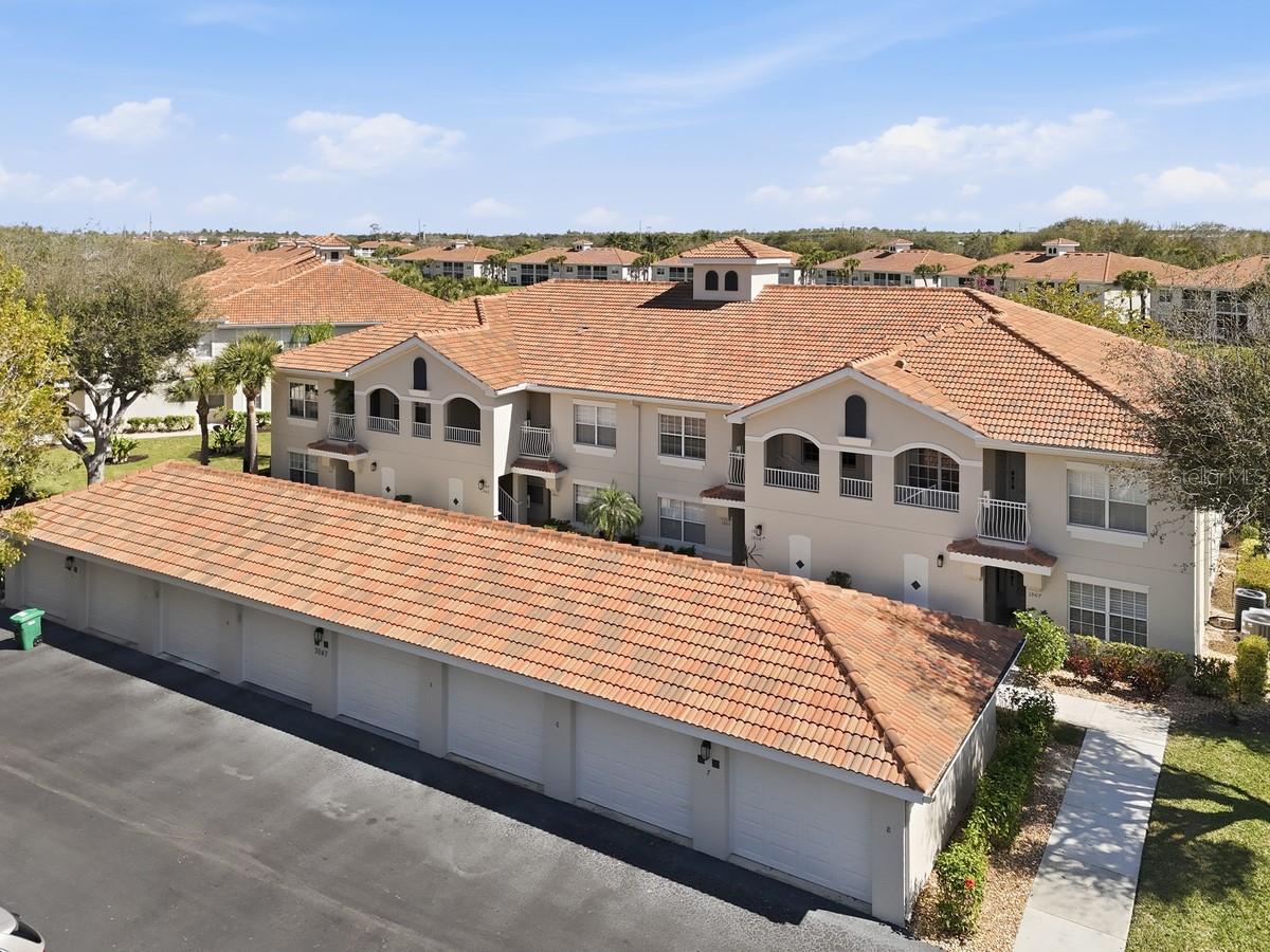 Image 2 of 20 For 3047 Horizon Lane 1906