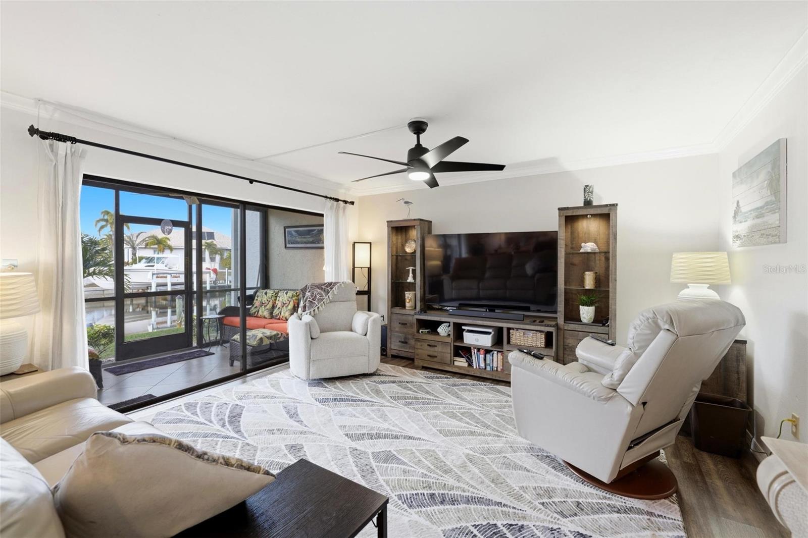 Image 11 of 64 For 1433 Mediterranean Drive E