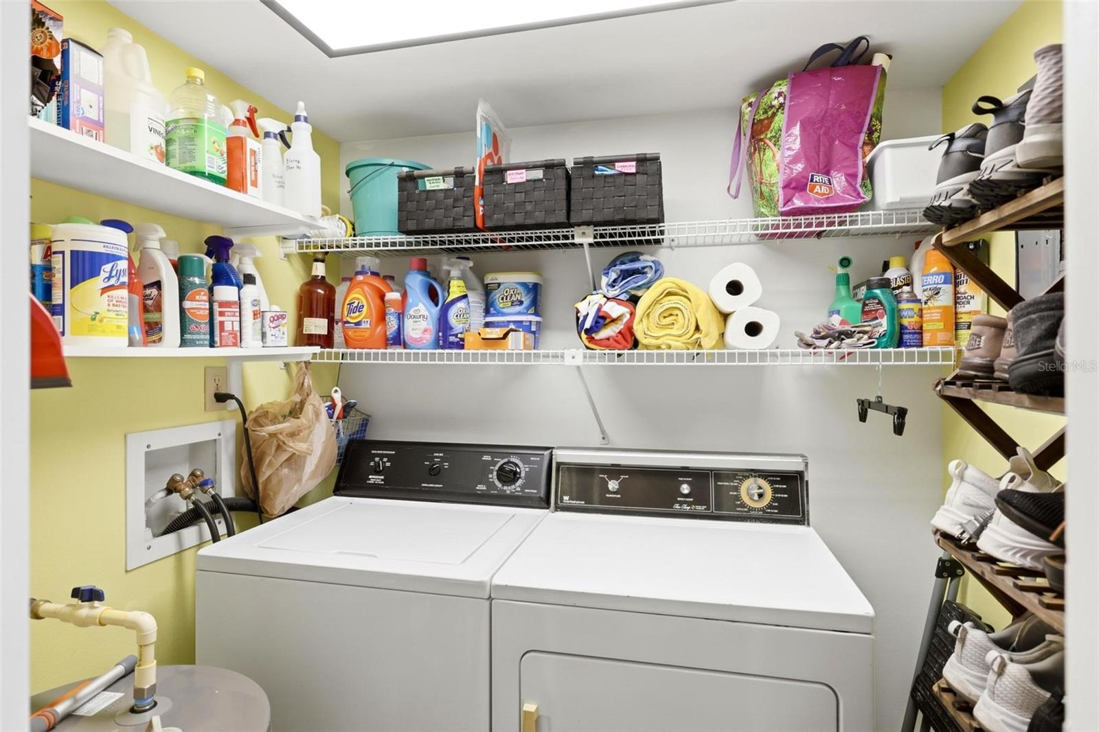 Image 23 of 64 For 1433 Mediterranean Drive E