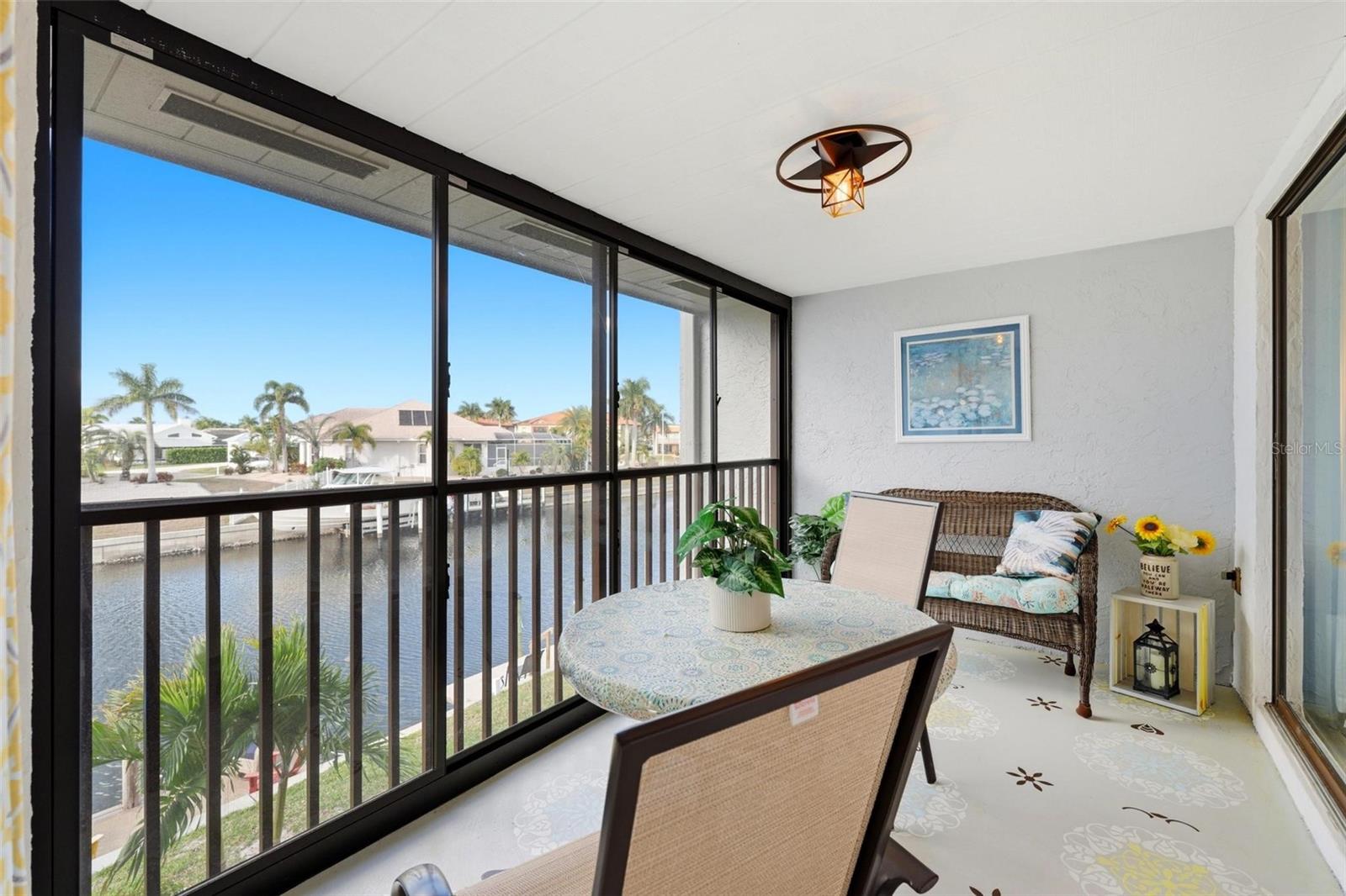 Image 33 of 64 For 1433 Mediterranean Drive E