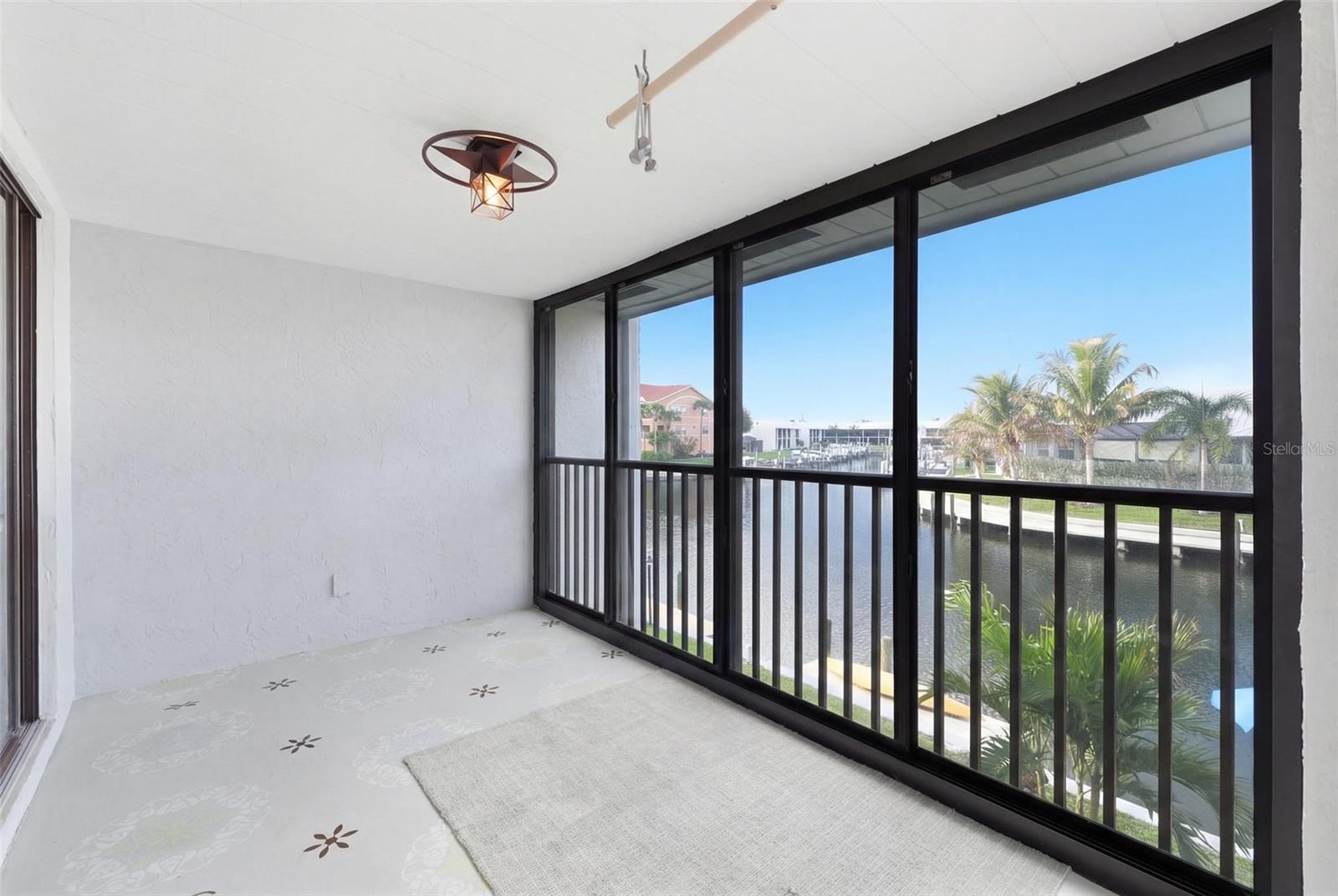 Image 36 of 64 For 1433 Mediterranean Drive E