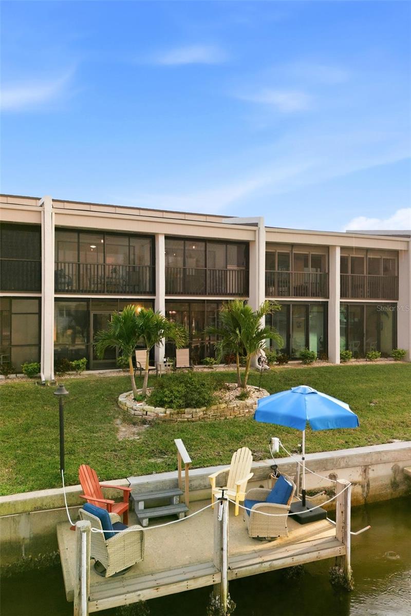 Image 4 of 64 For 1433 Mediterranean Drive E