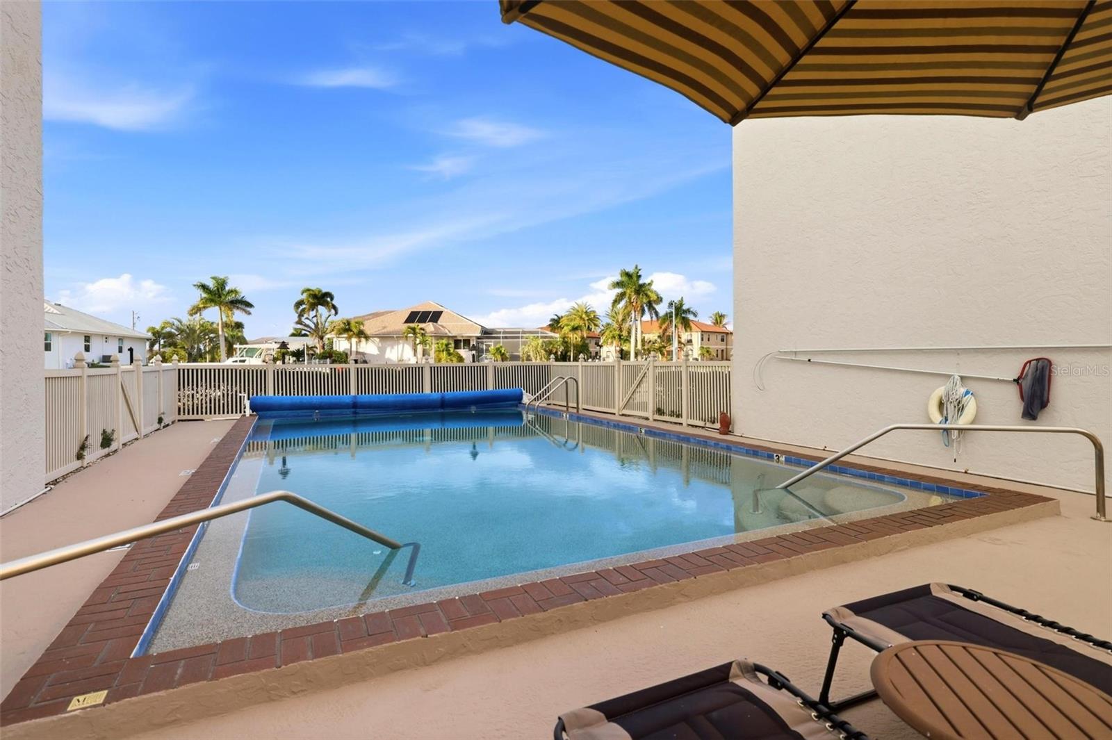 Image 52 of 64 For 1433 Mediterranean Drive E