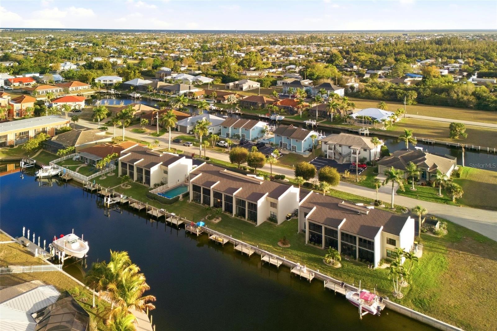 Image 56 of 64 For 1433 Mediterranean Drive E