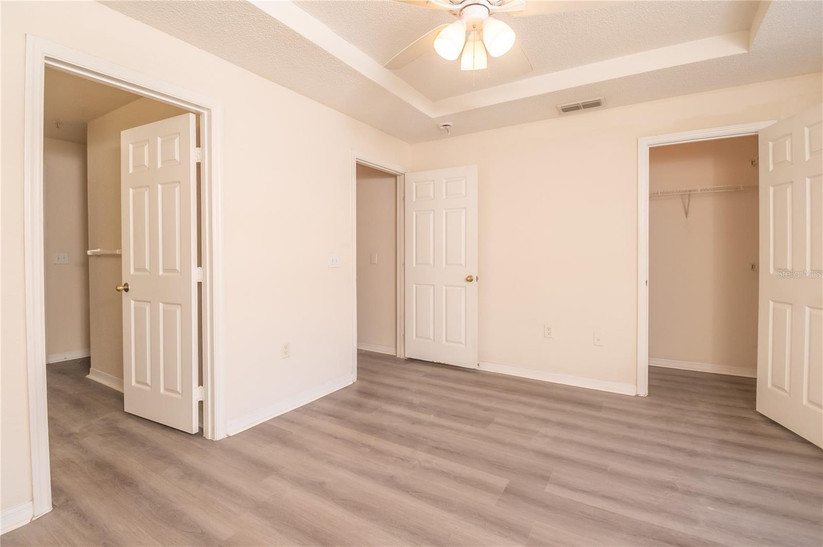 Image 12 of 20 For 18001 Richmond Place Drive 834