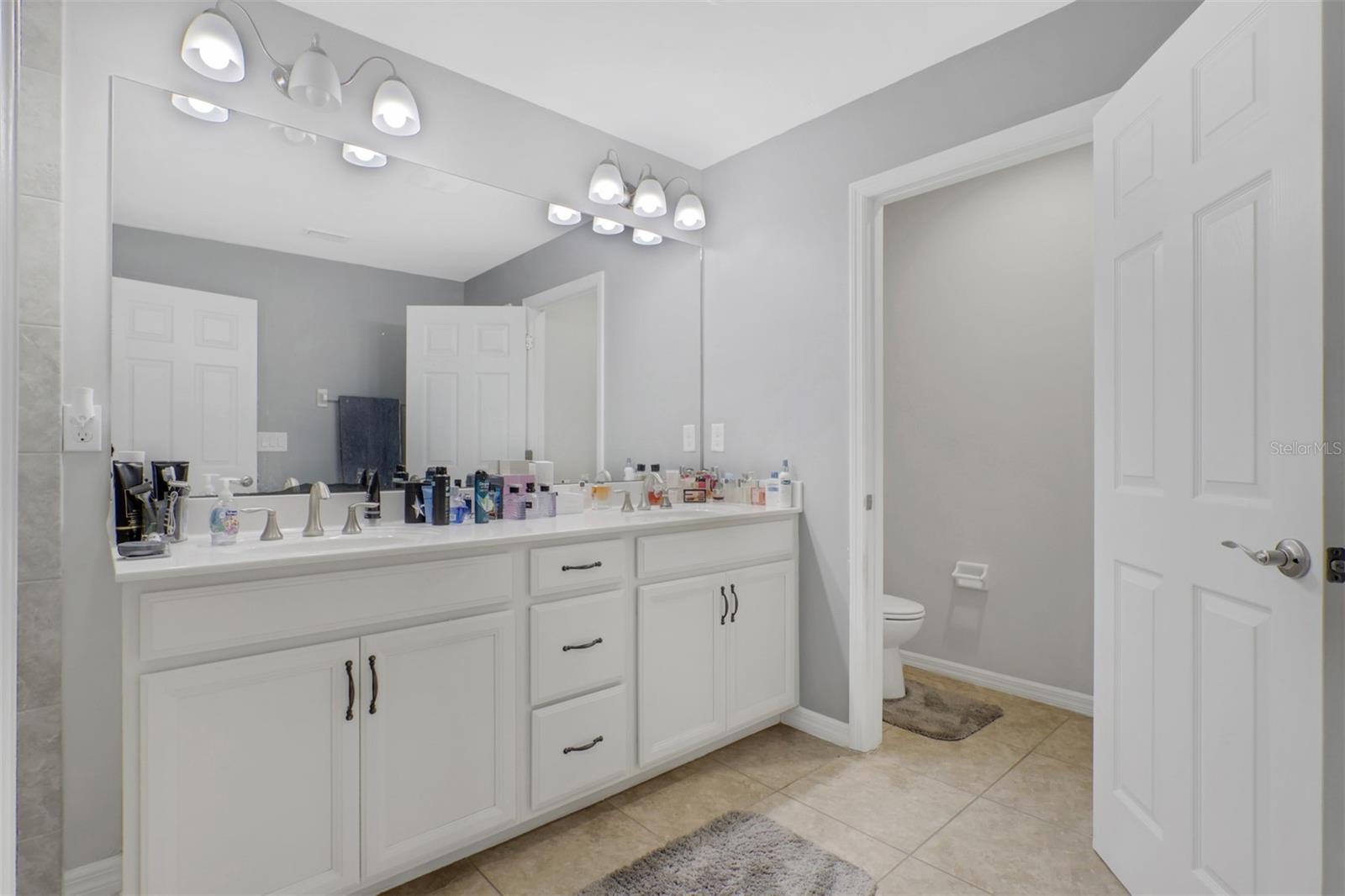 Image 13 of 20 For 3828 Tilbor Circle