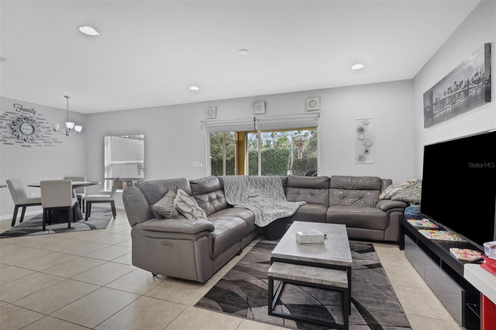 Image 6 of 20 For 3828 Tilbor Circle