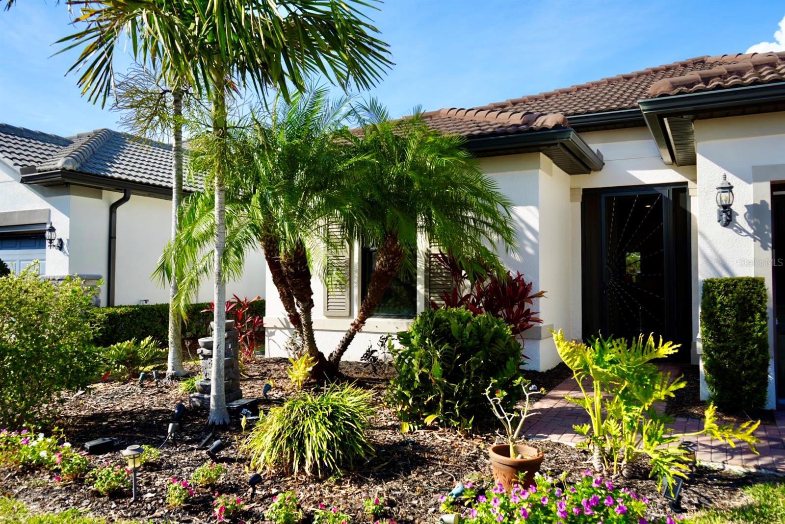 Image 3 of 61 For 1464 Hyssop Loop