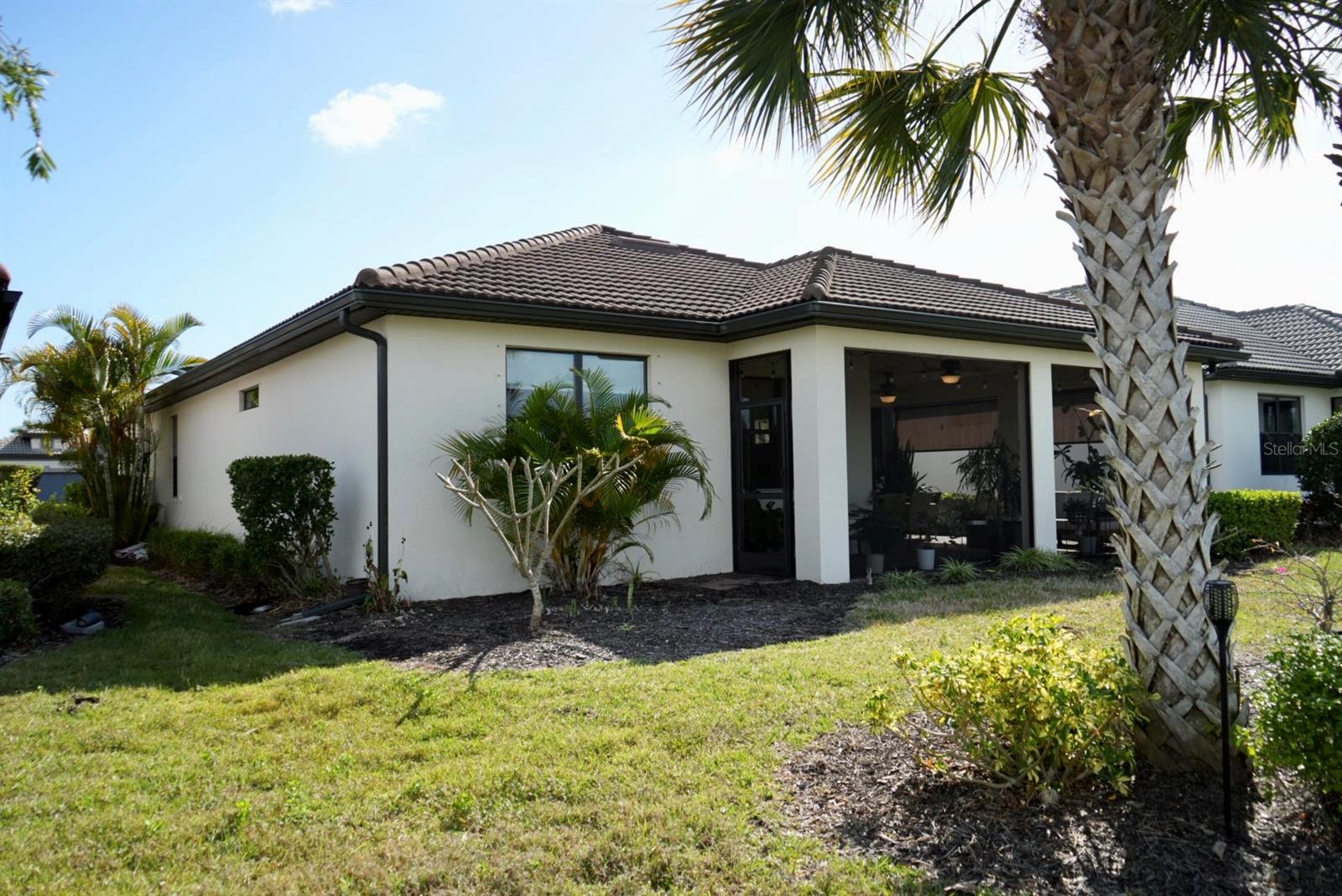 Image 4 of 61 For 1464 Hyssop Loop