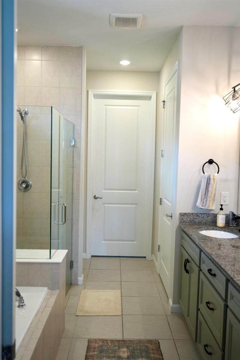 Image 42 of 61 For 1464 Hyssop Loop