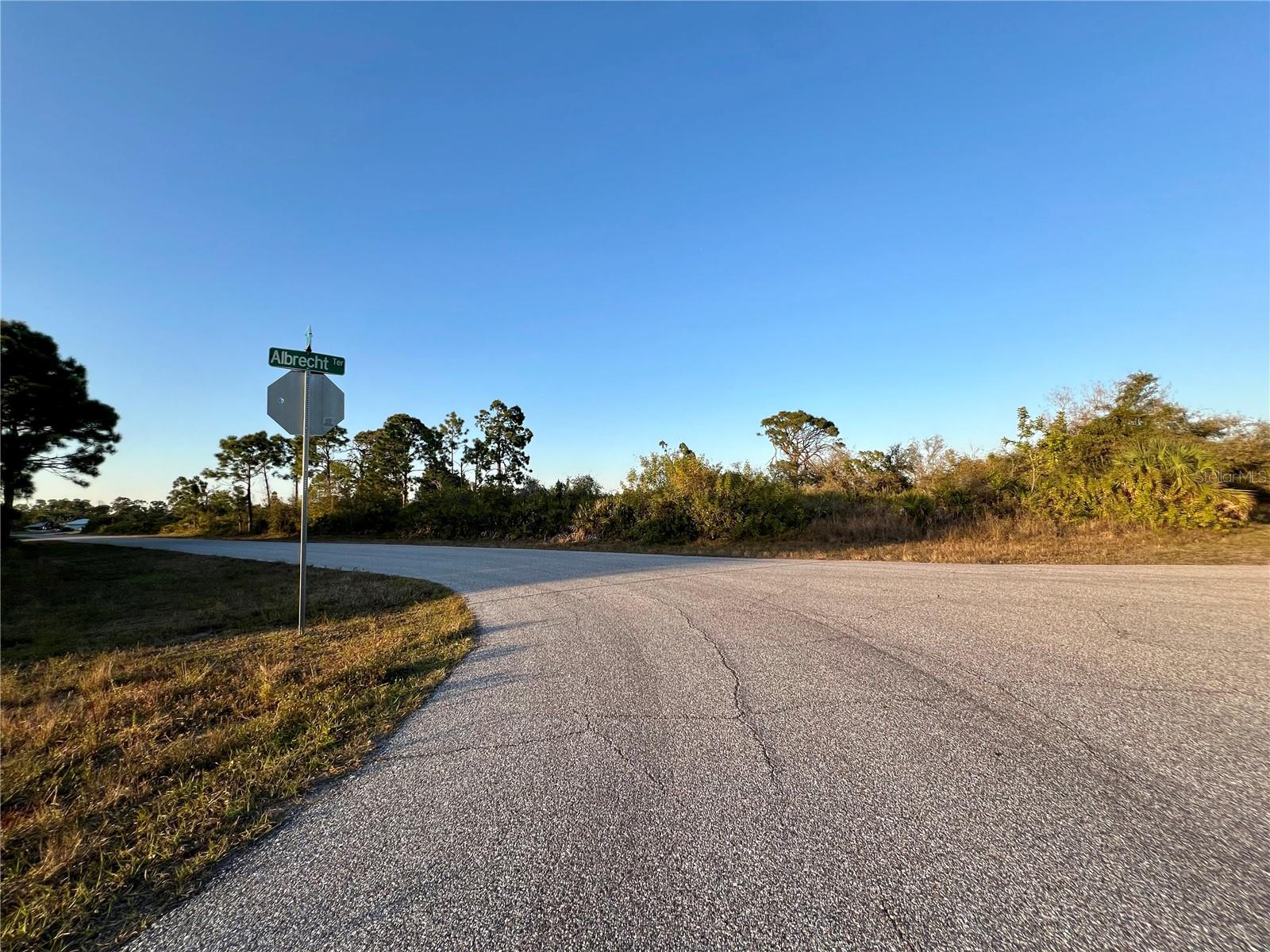 Image 2 of 4 For 12332 Albrecht Terrace