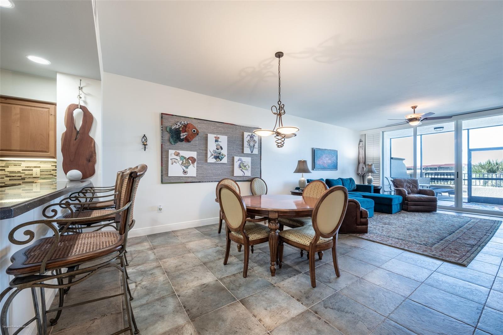 Image 16 of 58 For 3313 Sunset Key Circle 104