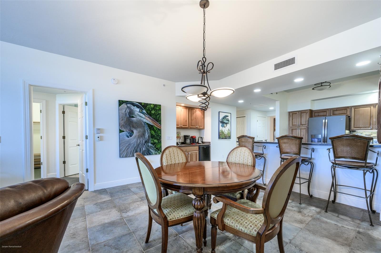 Image 19 of 58 For 3313 Sunset Key Circle 104