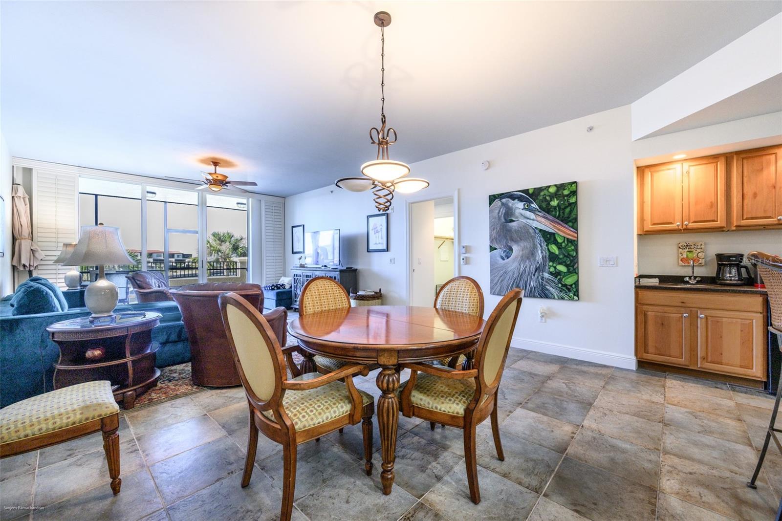 Image 20 of 58 For 3313 Sunset Key Circle 104