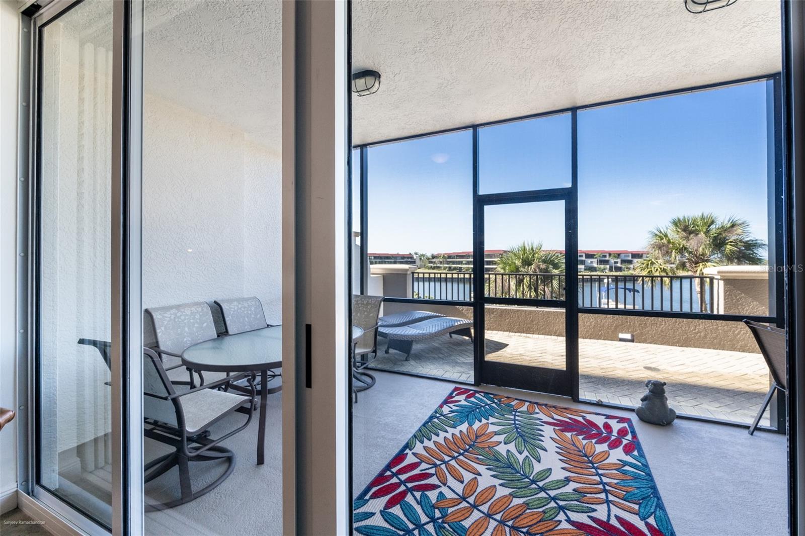 Image 23 of 58 For 3313 Sunset Key Circle 104