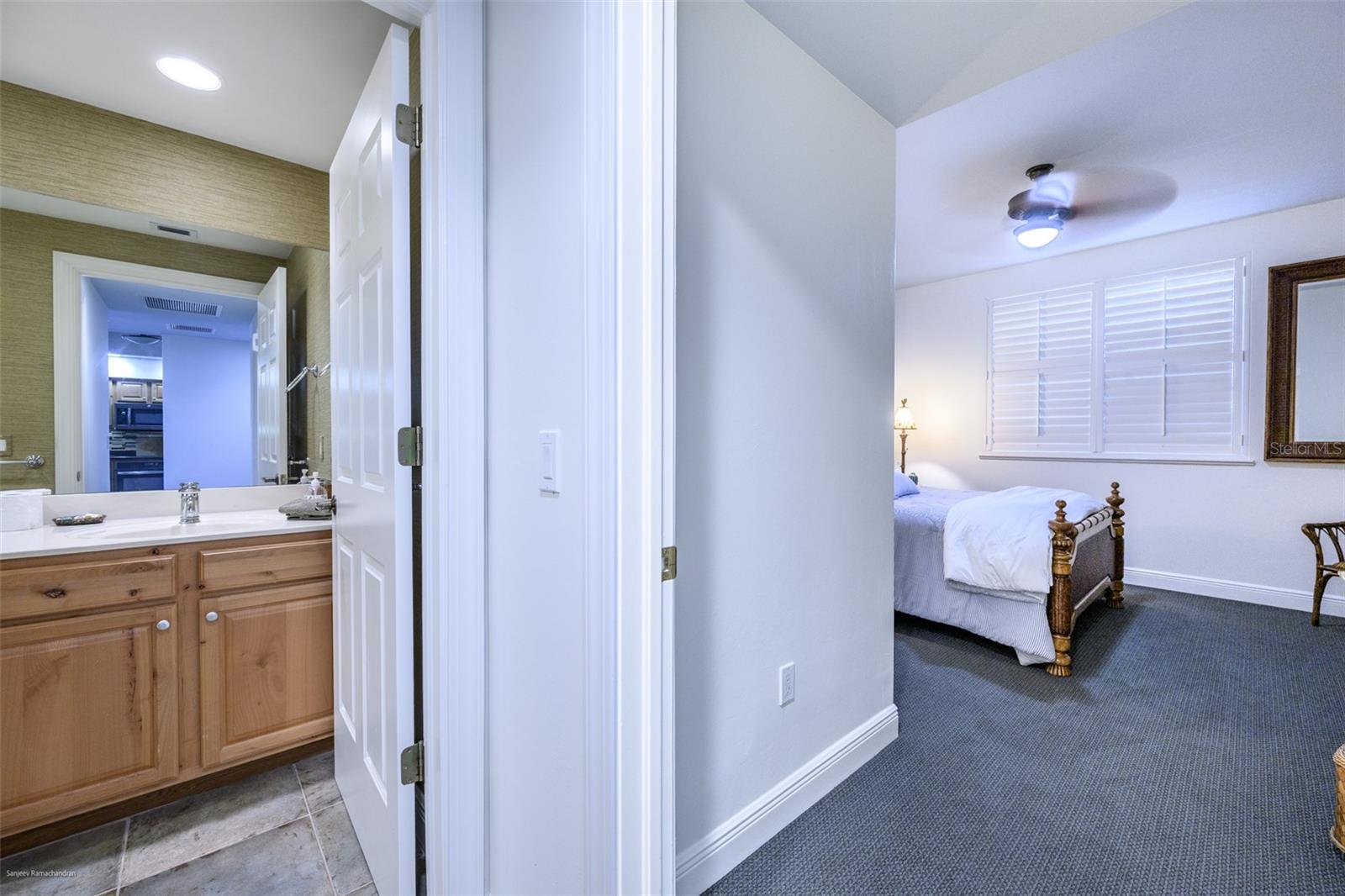 Image 37 of 58 For 3313 Sunset Key Circle 104