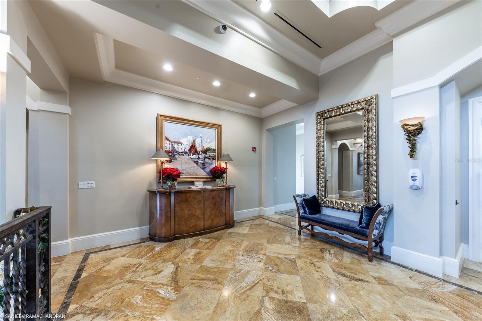 Image 54 of 58 For 3313 Sunset Key Circle 104