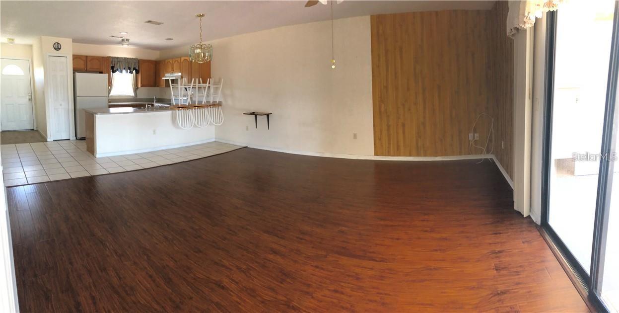 Image 3 of 7 For 27082 Adams Street B