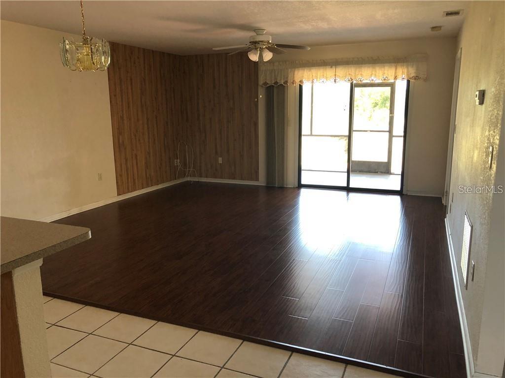 Image 4 of 7 For 27082 Adams Street B