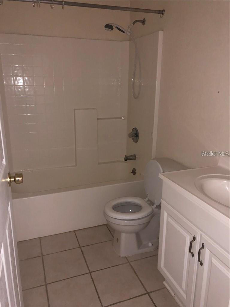 Image 7 of 7 For 27082 Adams Street B