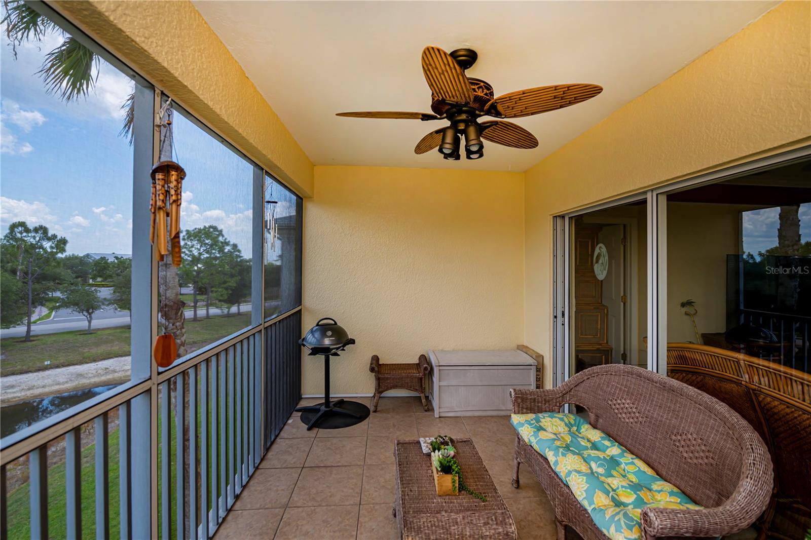 Image 35 of 44 For 2060 Willow Hammock Circle 301