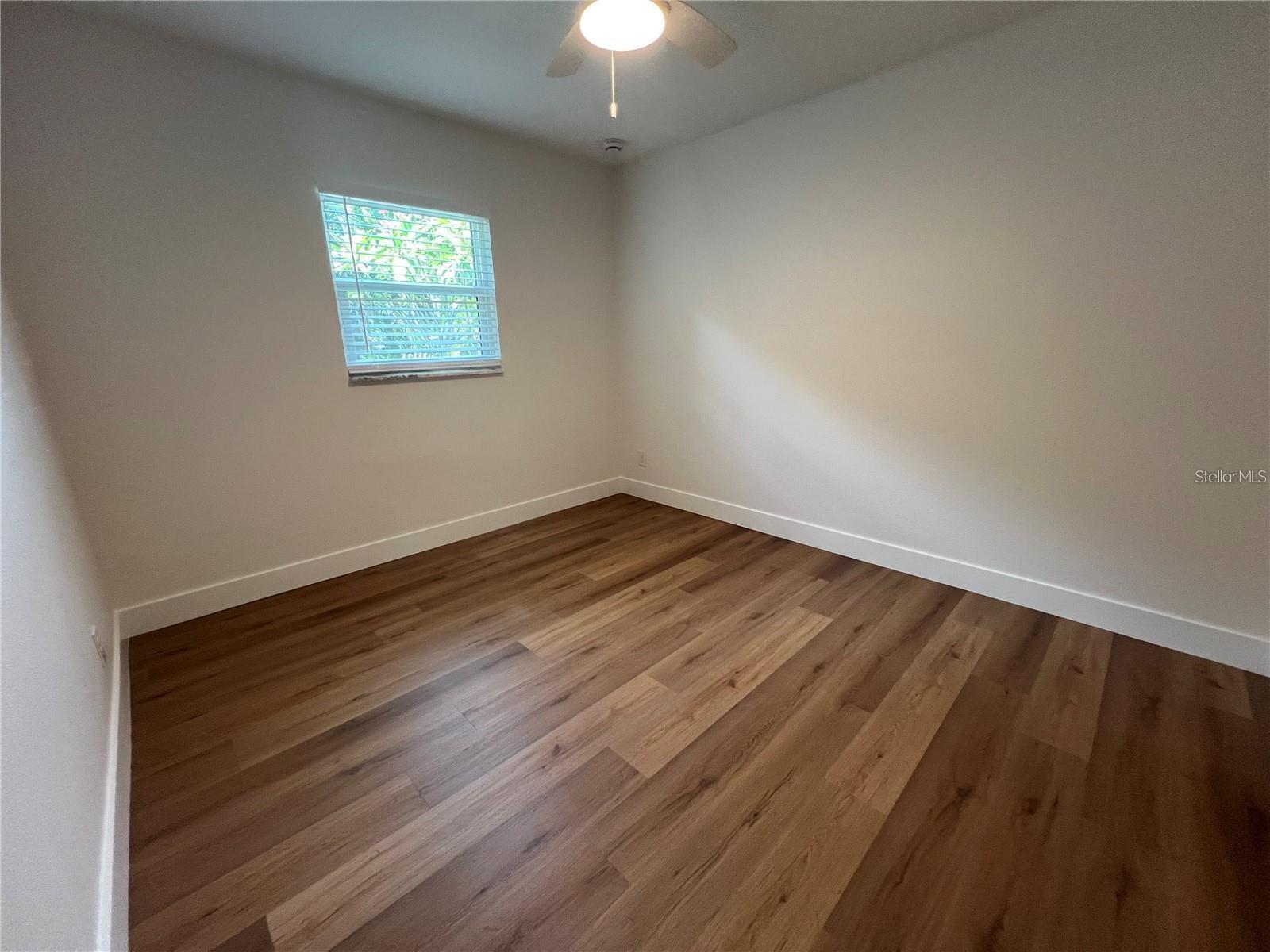 Image 8 of 13 For 418 Durrance Street A