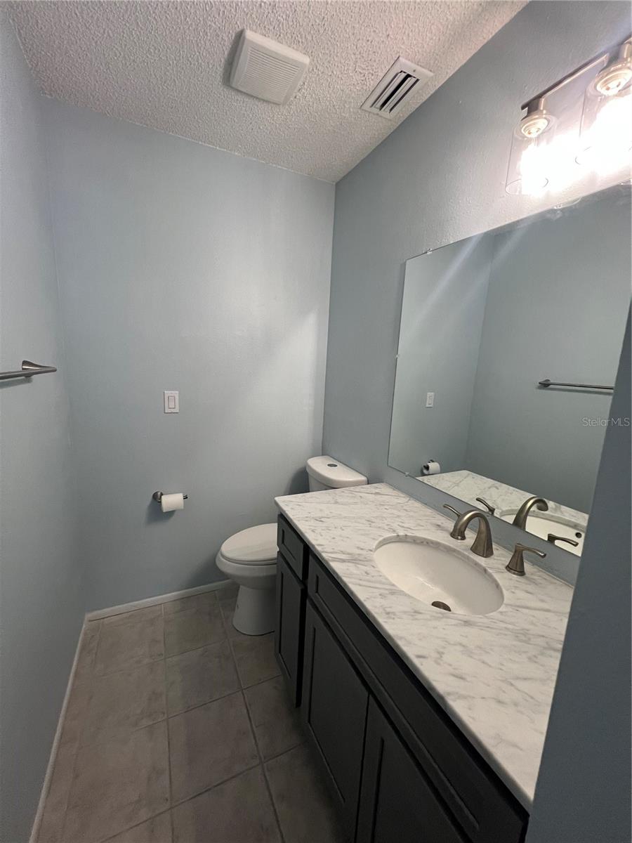 Image 10 of 10 For 810 Kings Court D