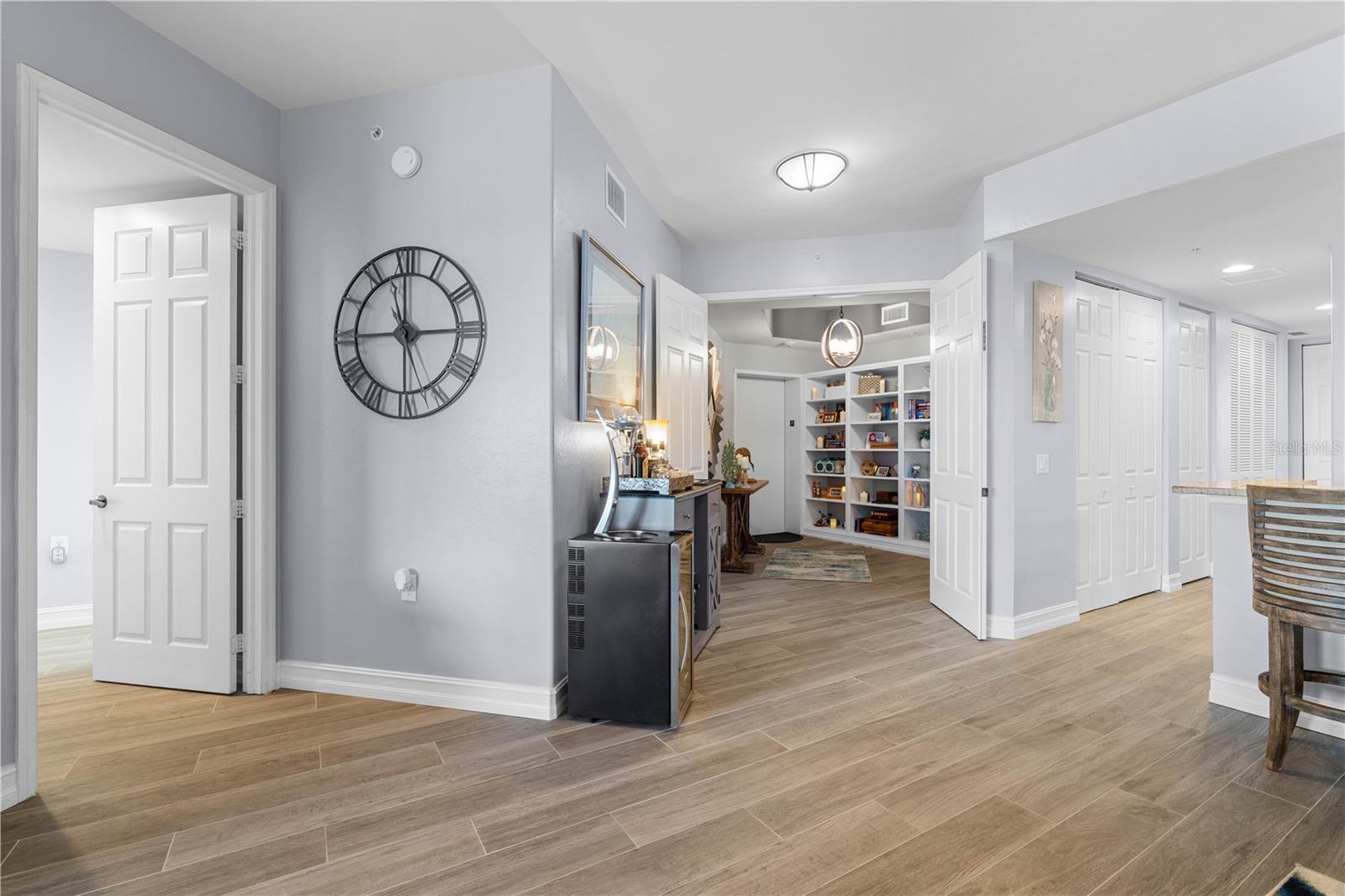 Image 24 of 85 For 89 Vivante Boulevard 8943