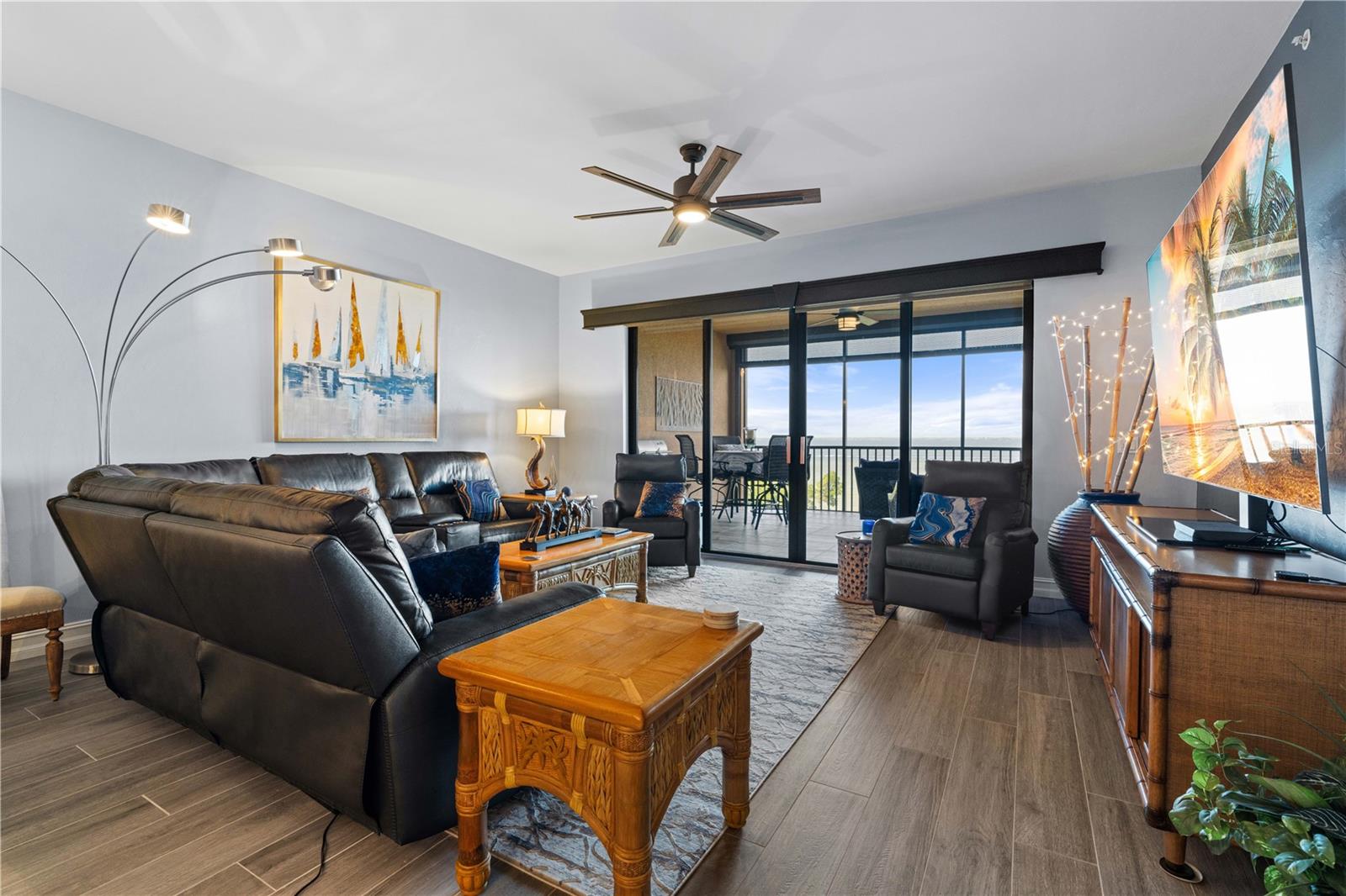 Image 25 of 85 For 89 Vivante Boulevard 8943