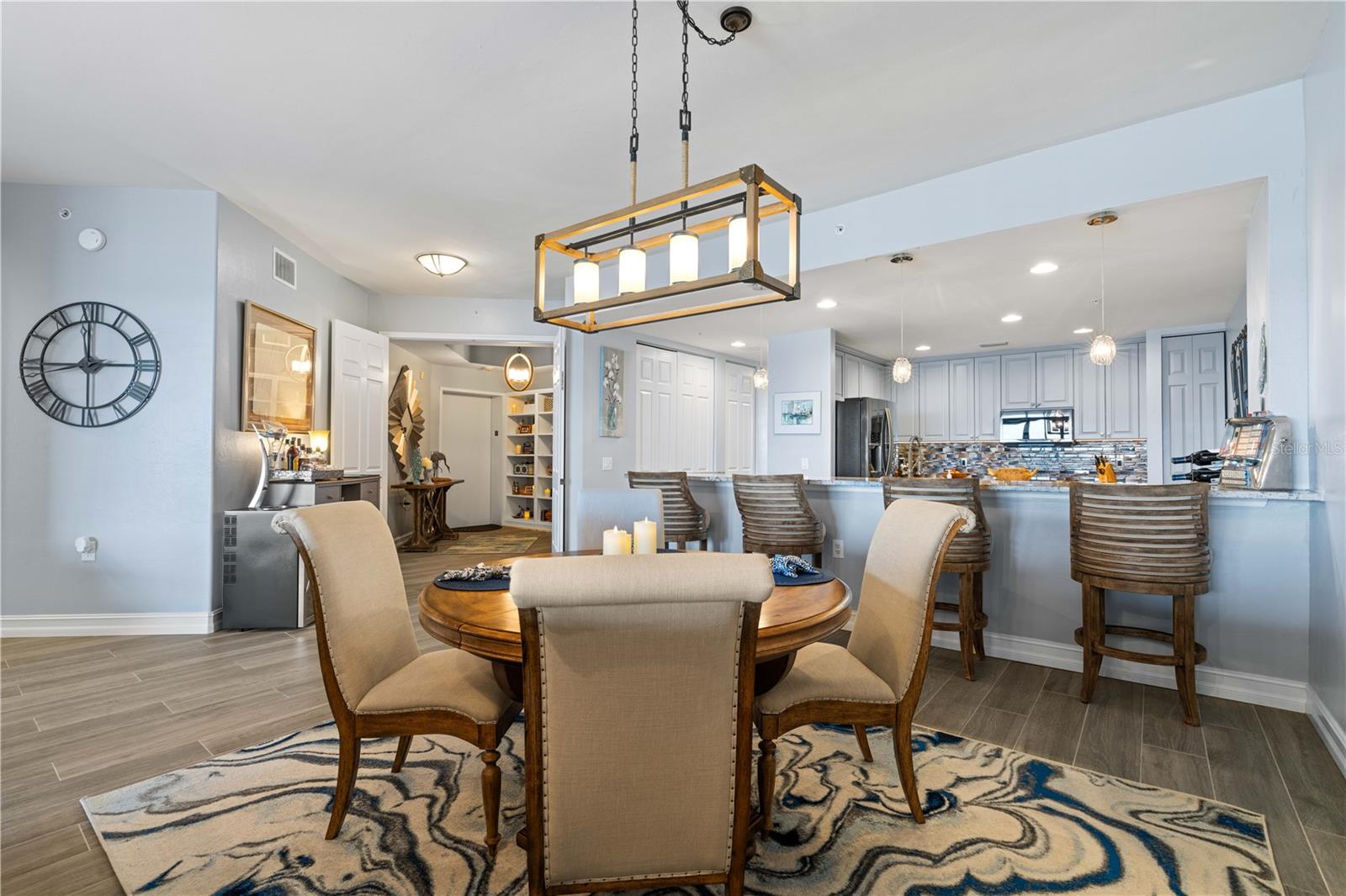 Image 29 of 85 For 89 Vivante Boulevard 8943