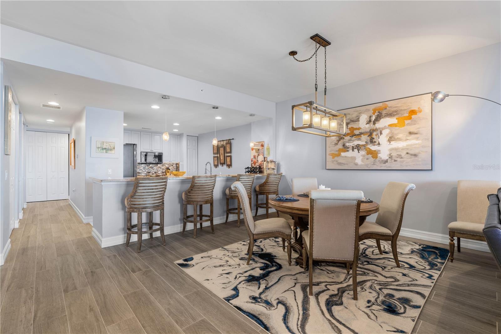 Image 7 of 85 For 89 Vivante Boulevard 8943