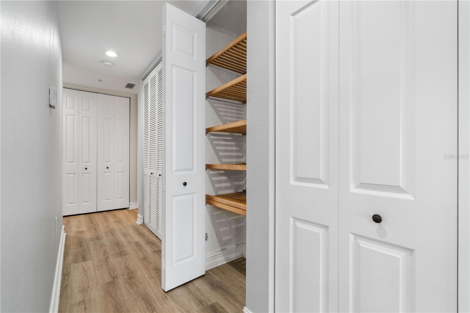 Image 30 of 80 For 87 Vivante Boulevard 8742