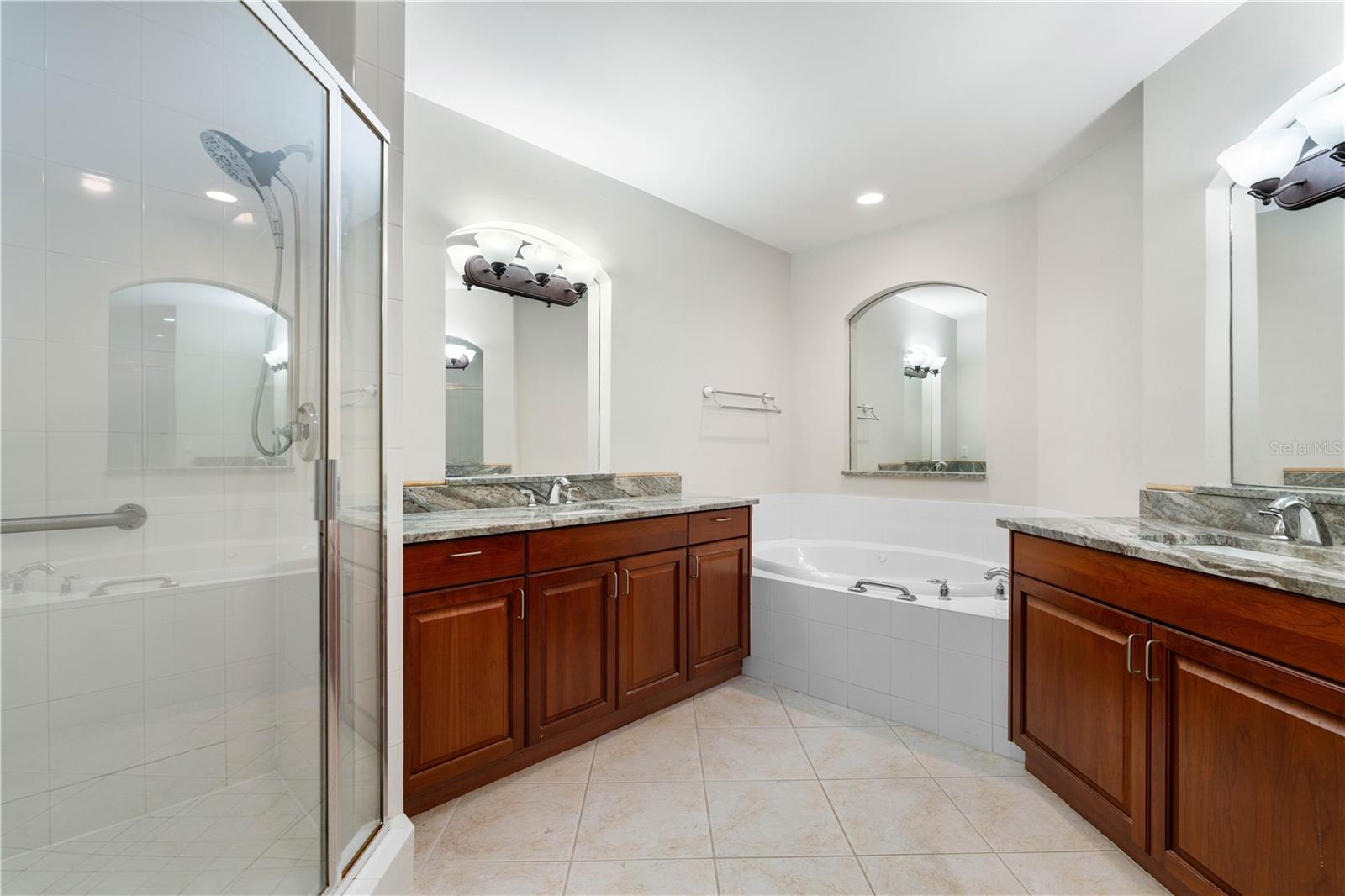 Image 35 of 80 For 87 Vivante Boulevard 8742