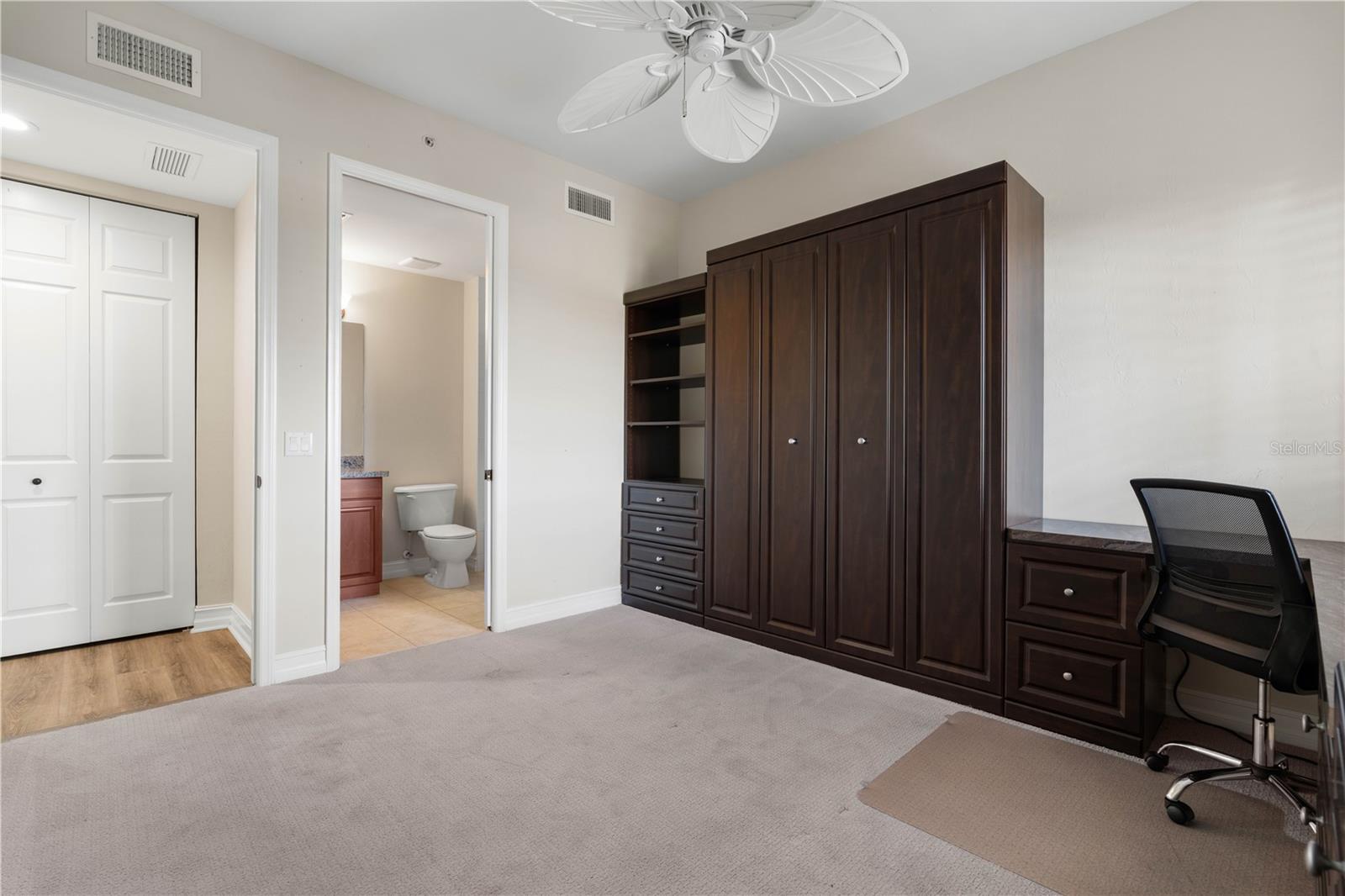 Image 39 of 80 For 87 Vivante Boulevard 8742