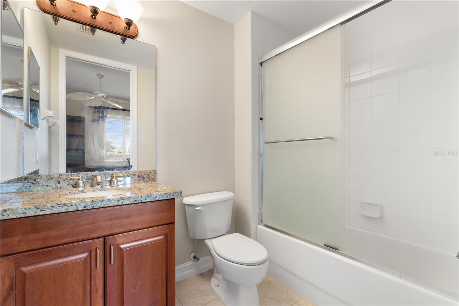 Image 40 of 80 For 87 Vivante Boulevard 8742