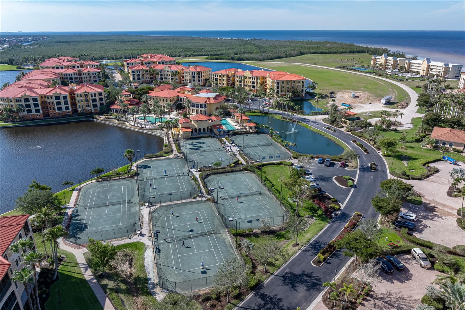 Image 72 of 80 For 87 Vivante Boulevard 8742