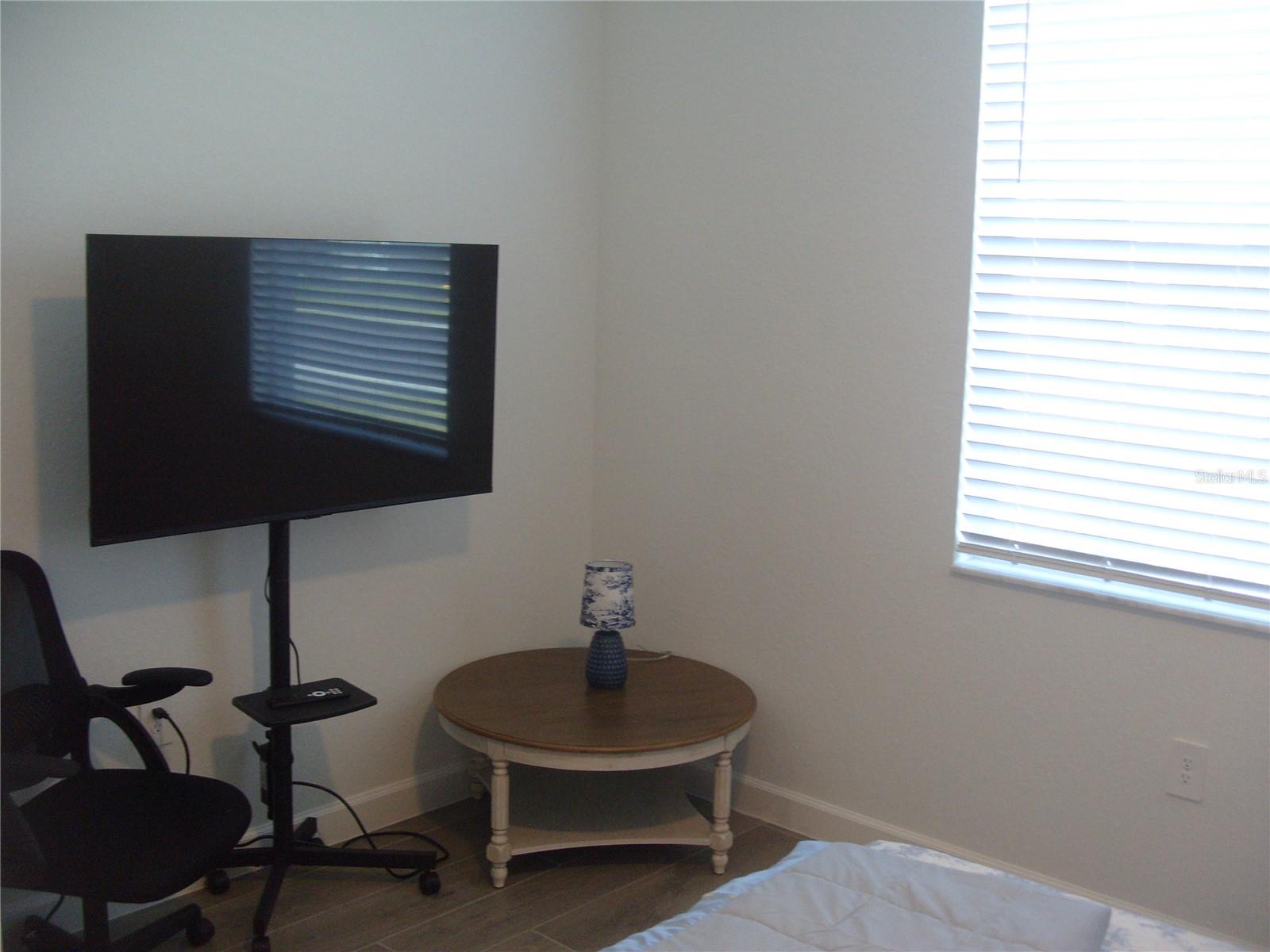 Listing photo id 23 for 7905 Lakes Edge Lane